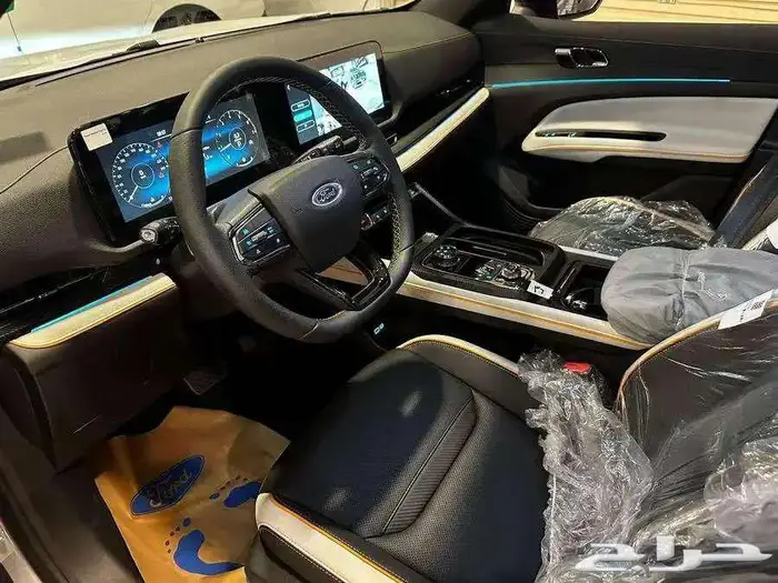 فورد- تريتوري دارك اديشن 1.8 بنزين - موديل 2025 4