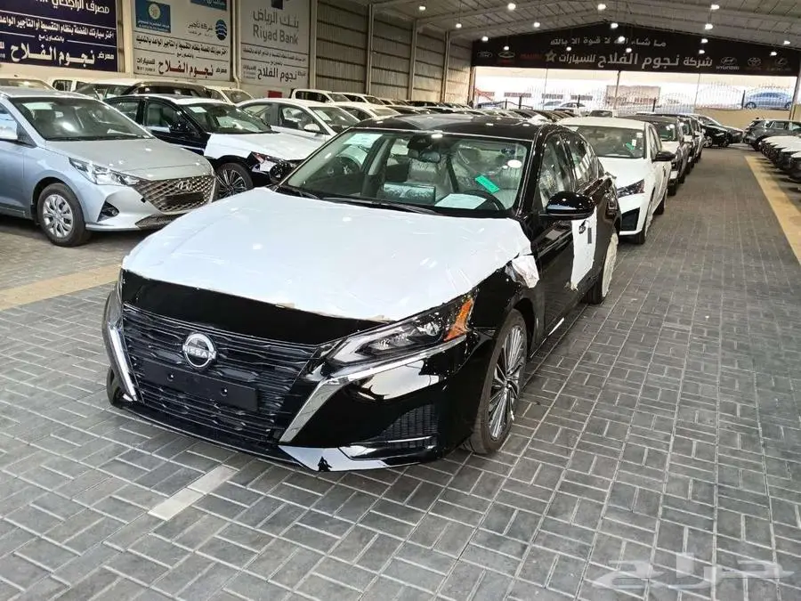 نيسان التيما SV نص فل م 2025 - سعودي 4