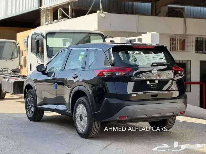 نيسان اكس تريل 2025 دبل وبدون دبل ستاندر ونص فل 13