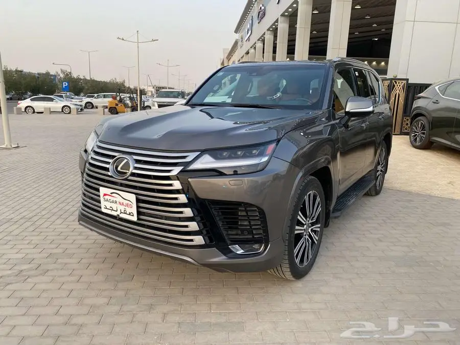 لكزس LX600 BB موديل 2022- مستخدم 2
