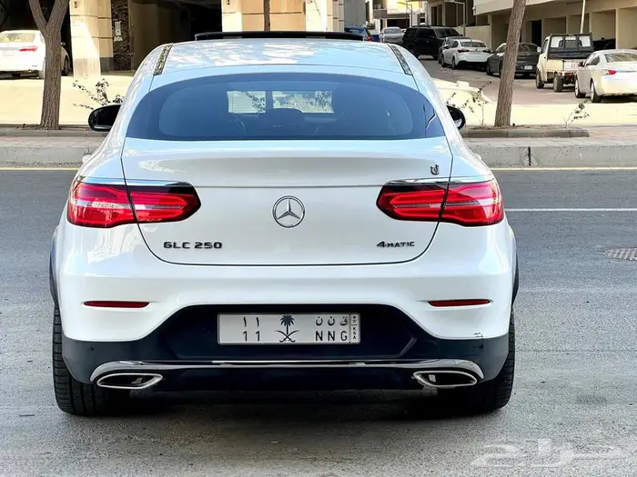 للبيع مرسيدس GLC250 2019 13
