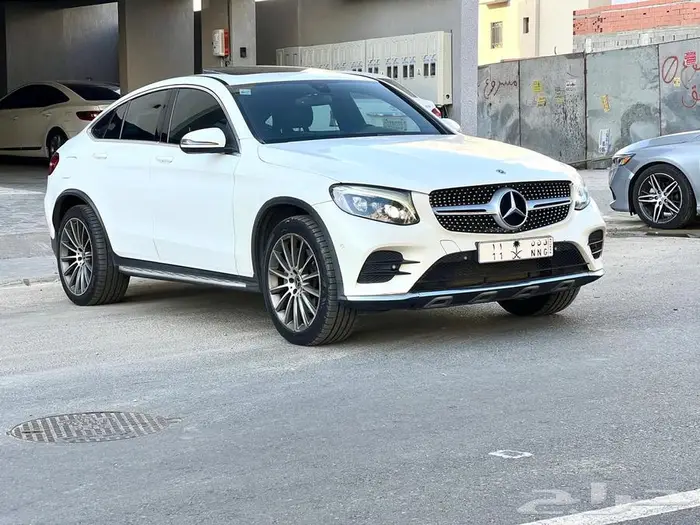 للبيع مرسيدس GLC250 2019 4