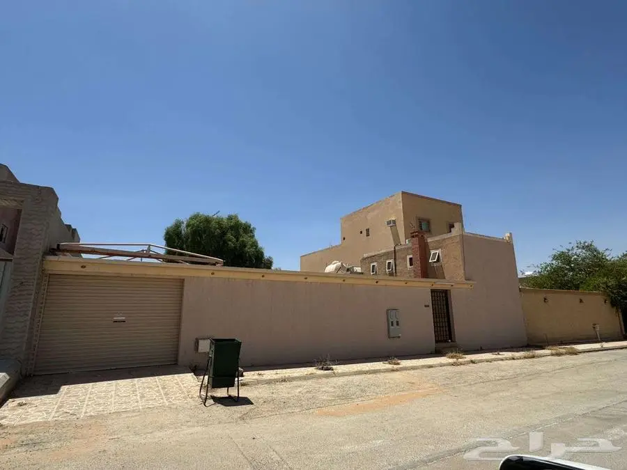 للبيع أستراحة بحي النخيل بعنيزة 1