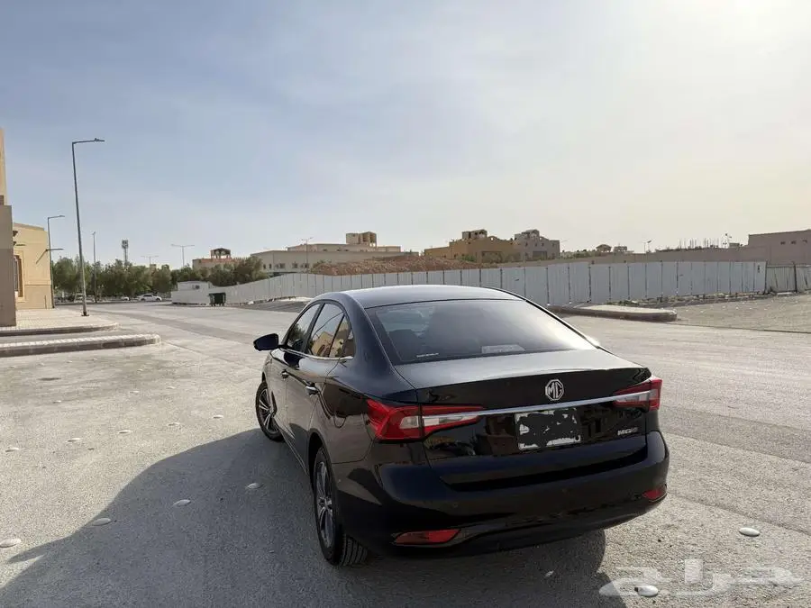 ماشية 10 الاف تقريباMG5 2024 فل كامل 1