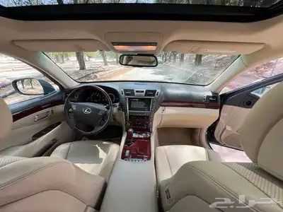 مخزن لكزس460 LS 2007 بإسم صاحب سمو الممشى 50 الف كم فقط 63