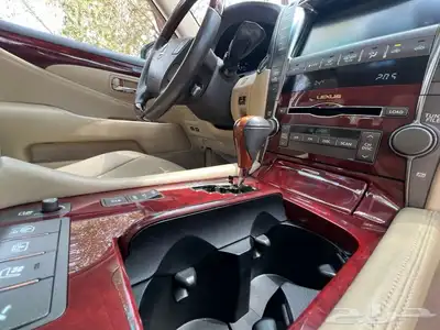مخزن لكزس460 LS 2007 بإسم صاحب سمو الممشى 50 الف كم فقط 49