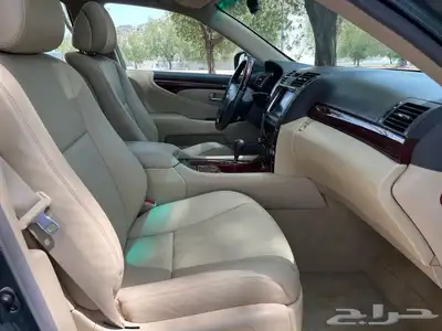 مخزن لكزس460 LS 2007 بإسم صاحب سمو الممشى 50 الف كم فقط 45