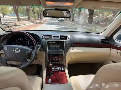 مخزن لكزس460 LS 2007 بإسم صاحب سمو الممشى 50 الف كم فقط 72