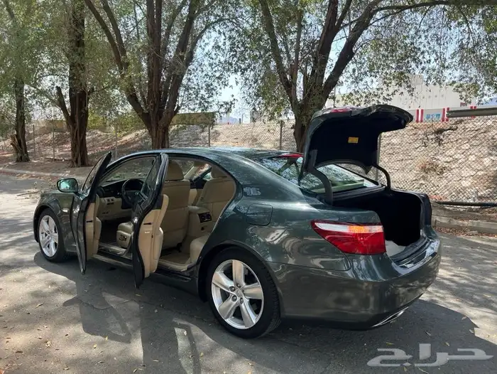 مخزن لكزس460 LS 2007 بإسم صاحب سمو الممشى 50 الف كم فقط 12