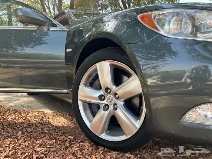 مخزن لكزس460 LS 2007 بإسم صاحب سمو الممشى 50 الف كم فقط 84