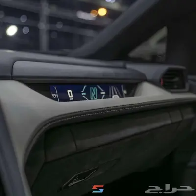 لامبورجيني ريفولتو موديل 2024 31