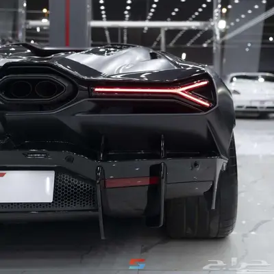 لامبورجيني ريفولتو موديل 2024 14