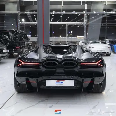 لامبورجيني ريفولتو موديل 2024 4