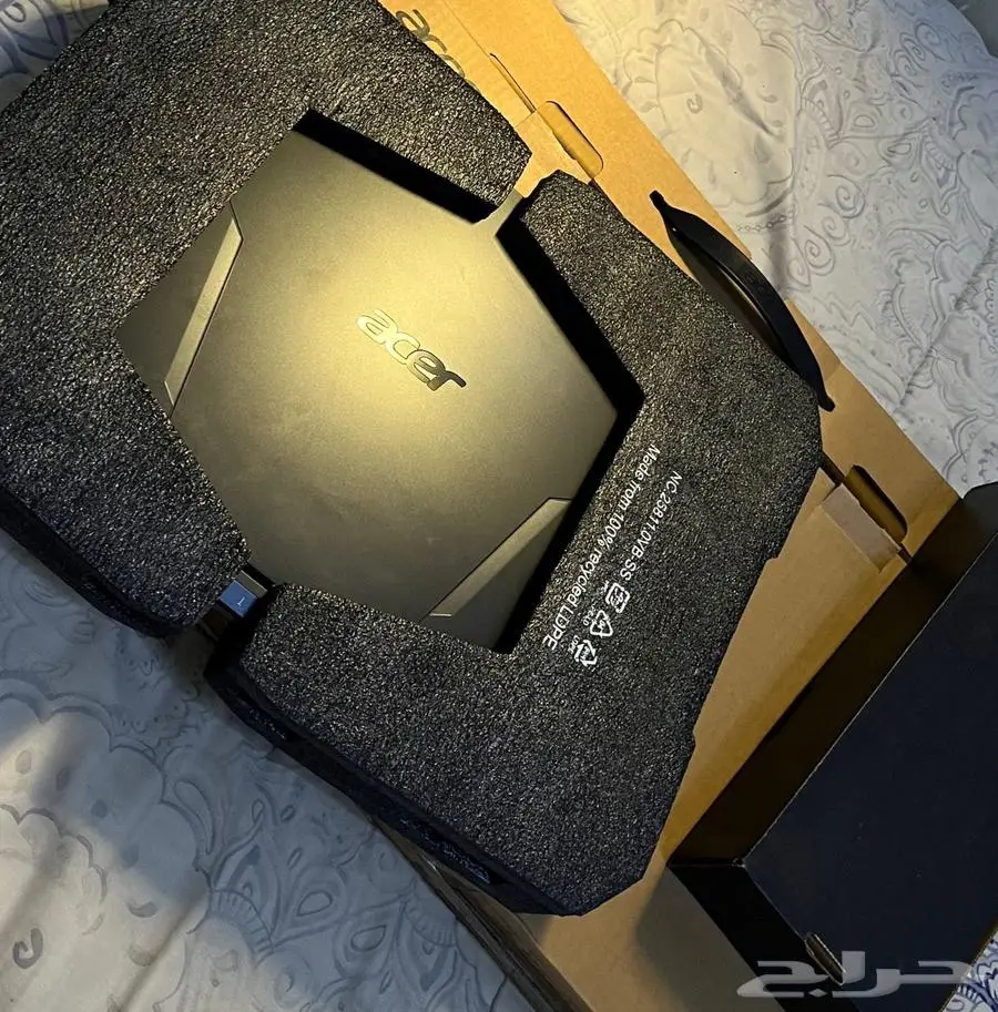 للبيع او للبدل لاب توب acer قيمنق 1