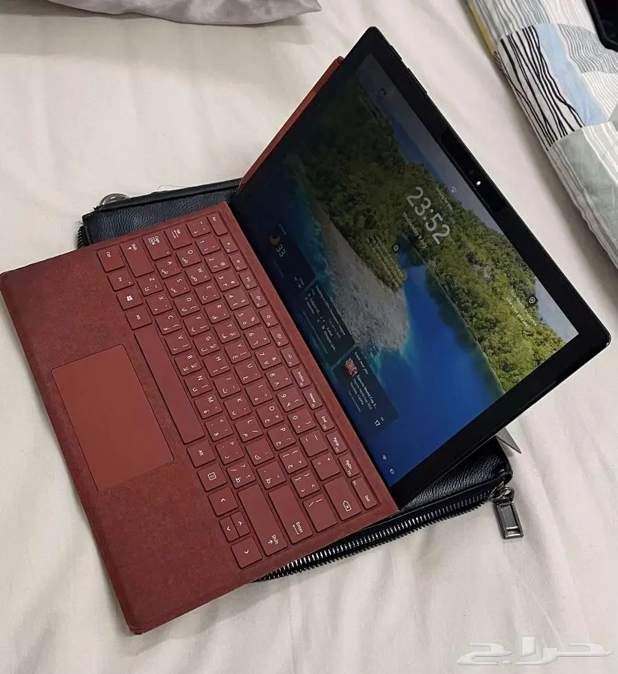 MIcrosoft Surface Pro 7 2