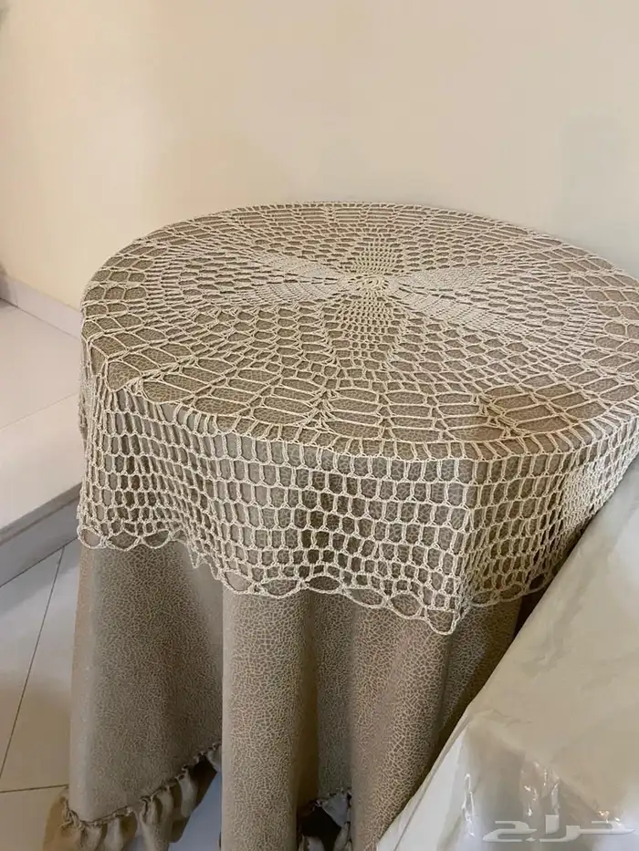 مجموعه طاولات وكراسي 3