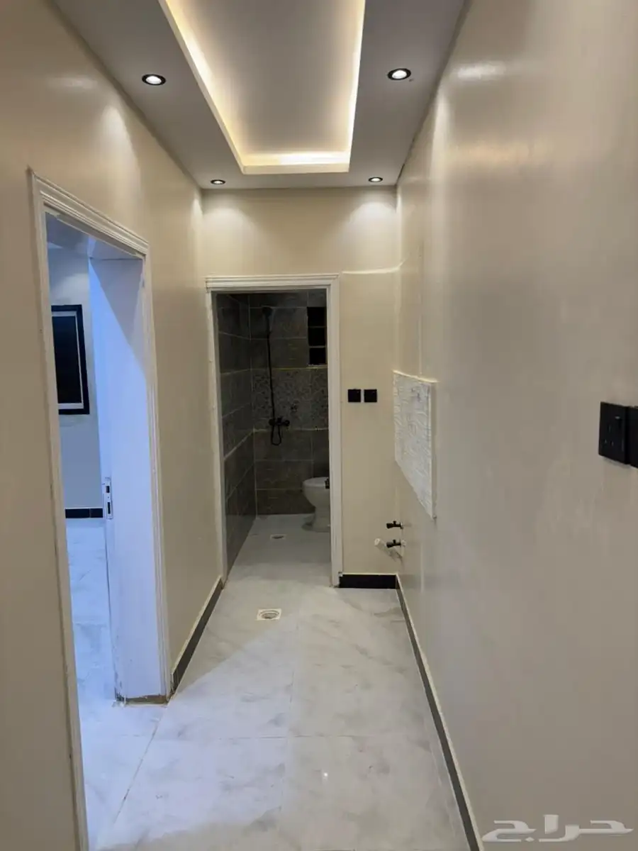 شقق جديده مودرن داخل عماره سكنيه الحمرا 10
