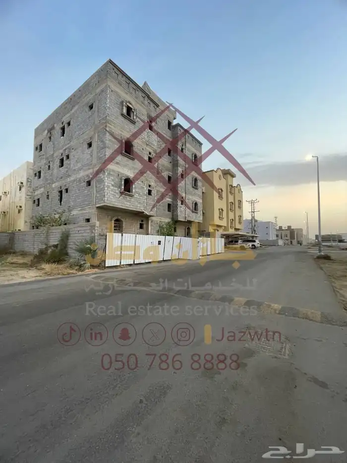 عمارة تجارية في جنوب مدينة جيزان 2