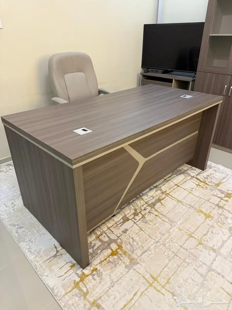 طقم مكتبي فاخر 1