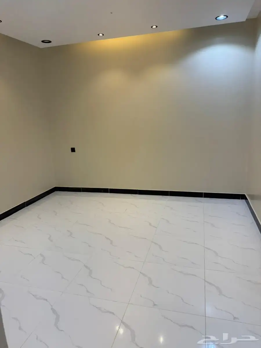 شقق جديده مودرن داخل عماره سكنيه الحمرا 15