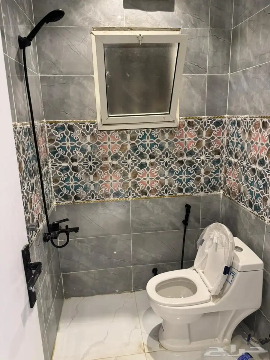 شقق جديده مودرن داخل عماره سكنيه الحمرا 13