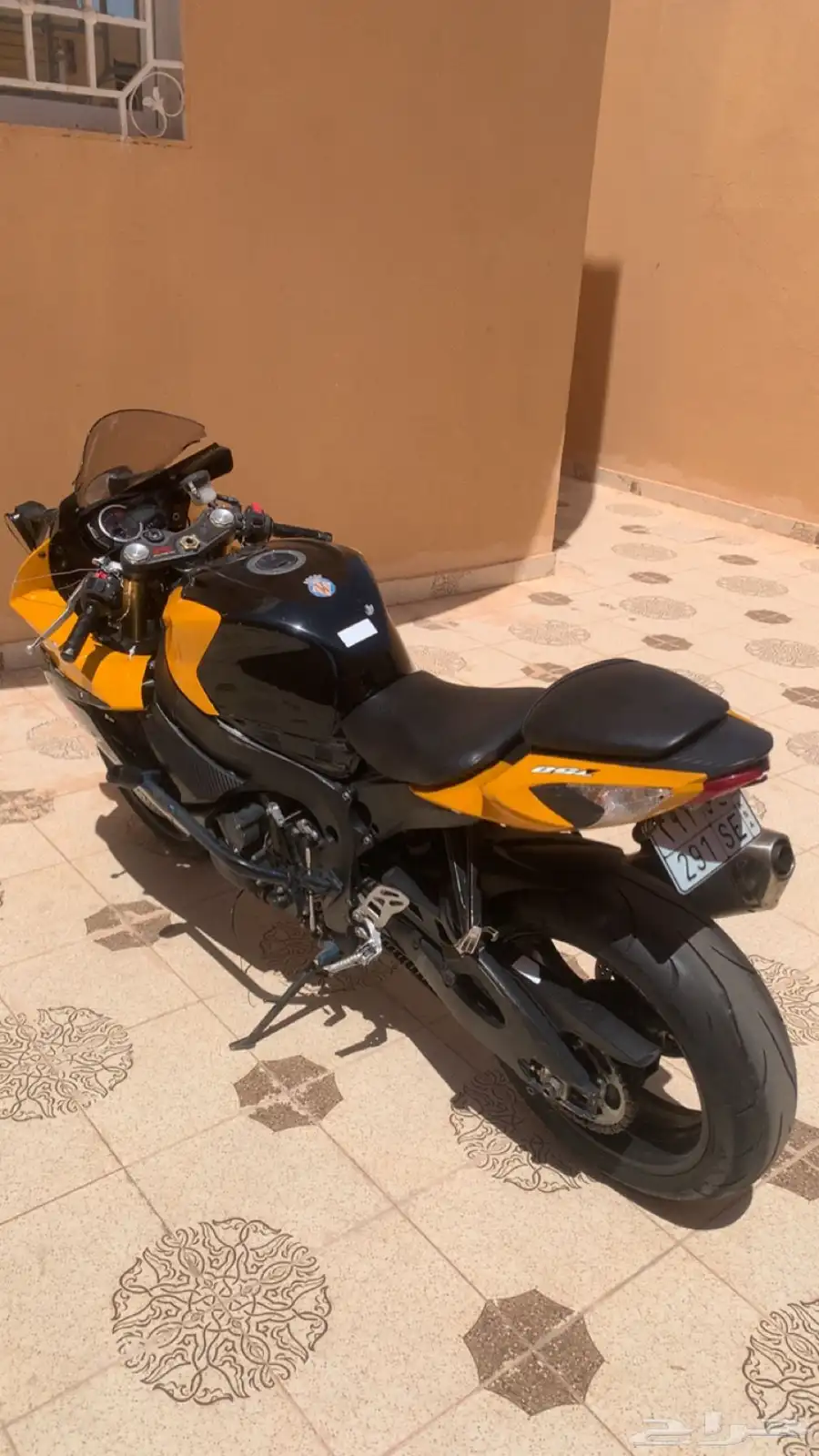 دباب سوزوكي 750 0