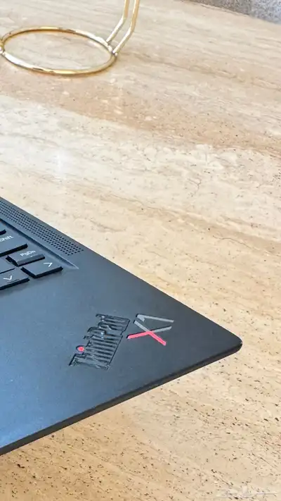 لابتوب ثينك باد Lenovo ThinkBad x 1 carbon شبه جديد جيل 11 1