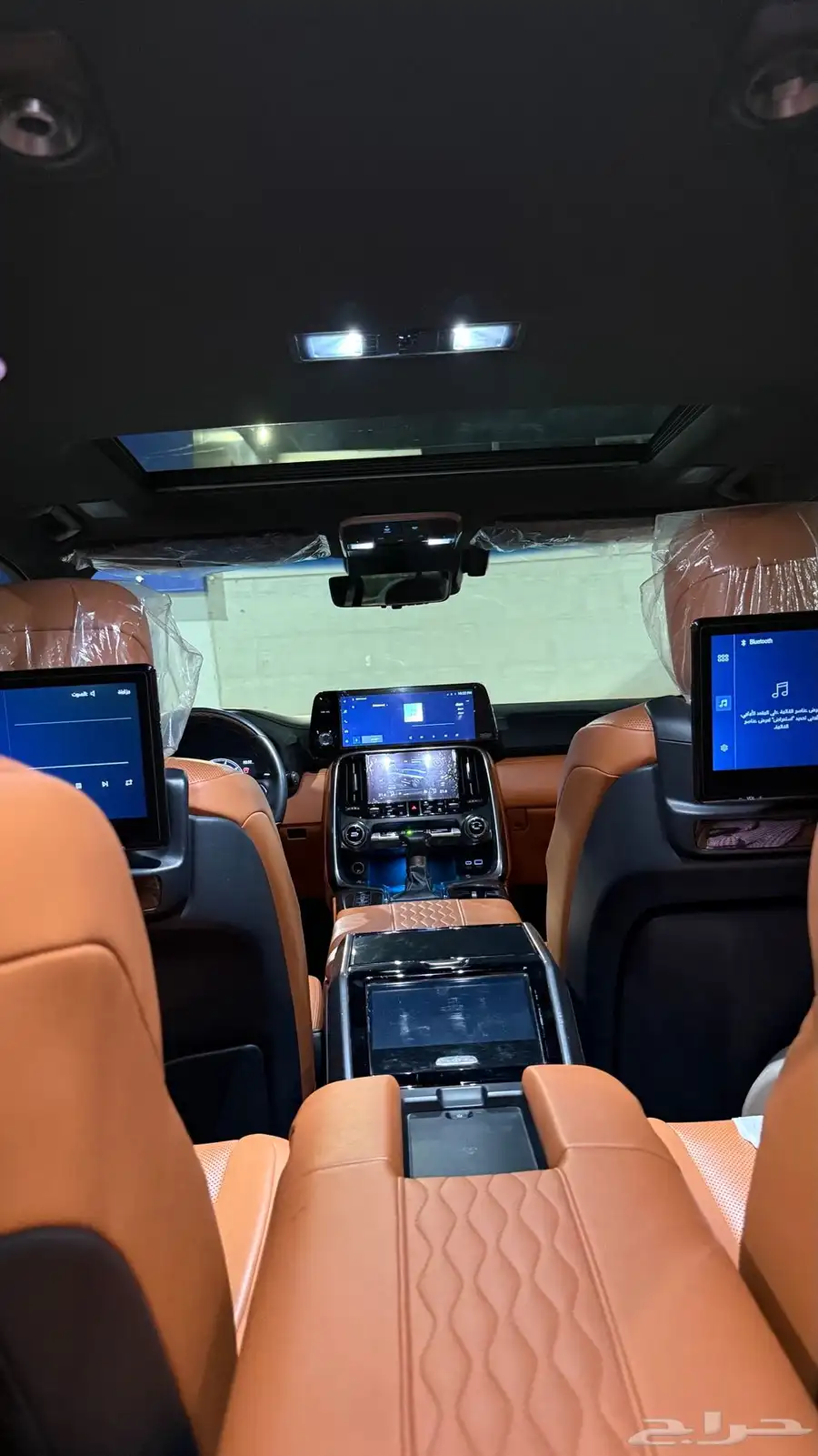 لكزس 2022 vip بلاك اديشن 9