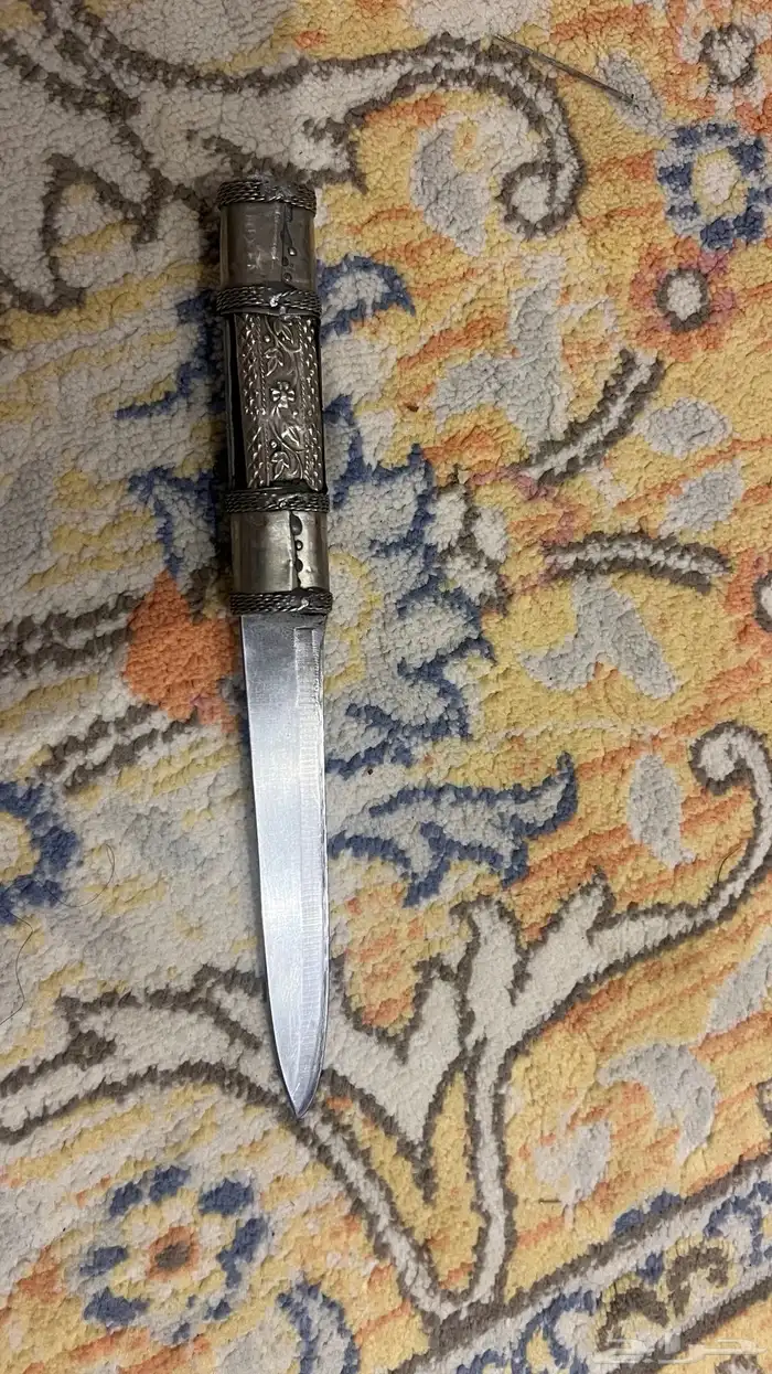 سكين قديمه 1