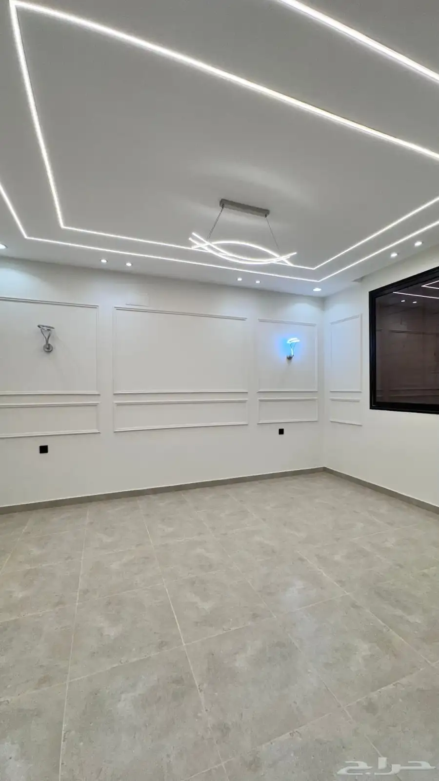 للبيع شقق ارضي طريق ابهاالخميس حى الضيافه 14