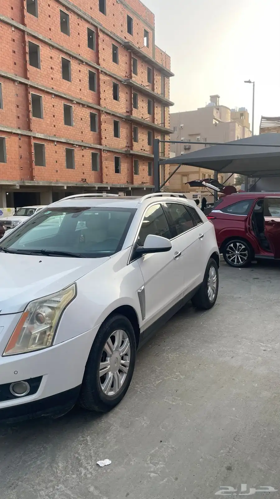 كاديلاك srx 2014 فل كامل 1