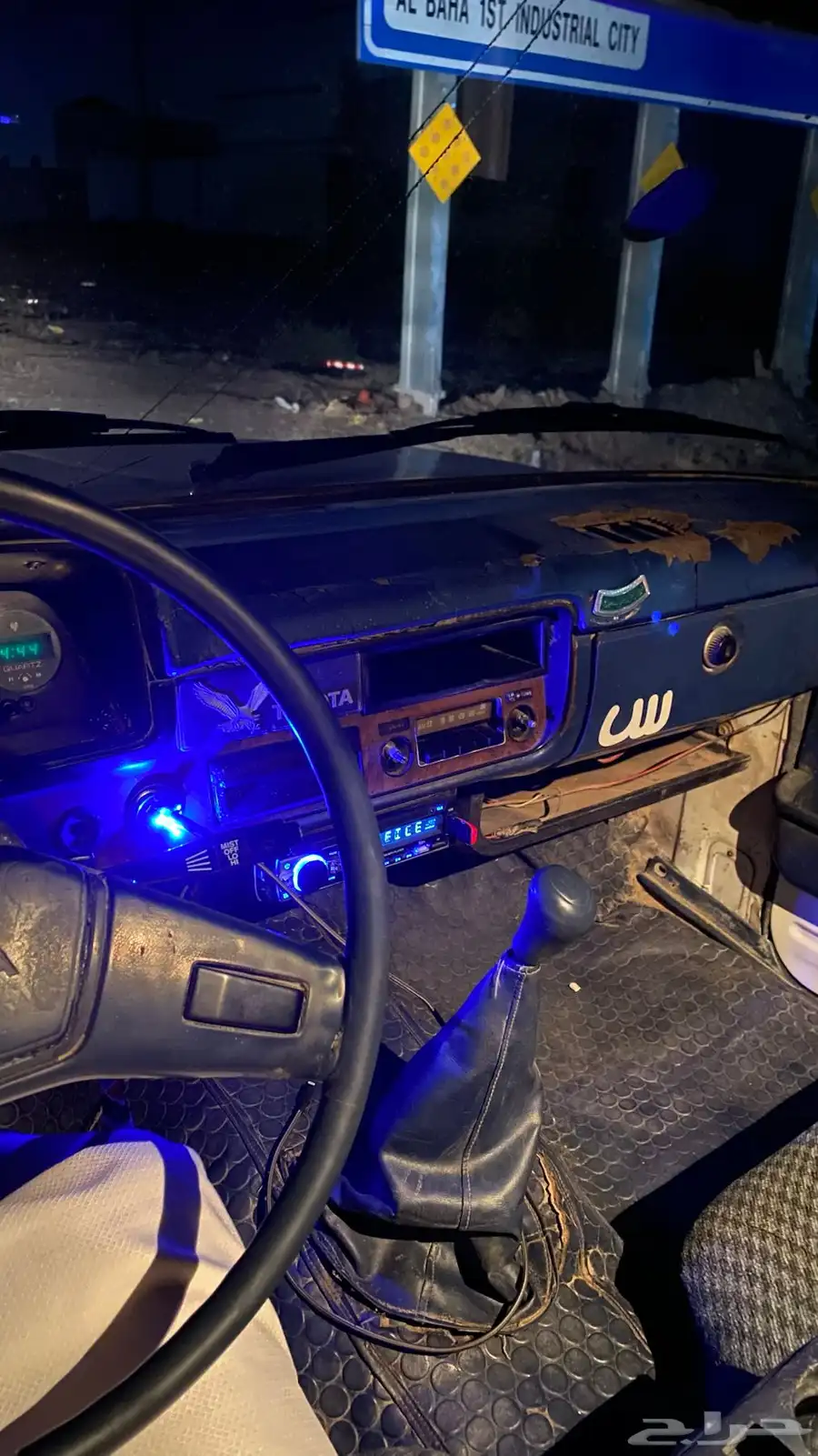 هايلكس1983 2