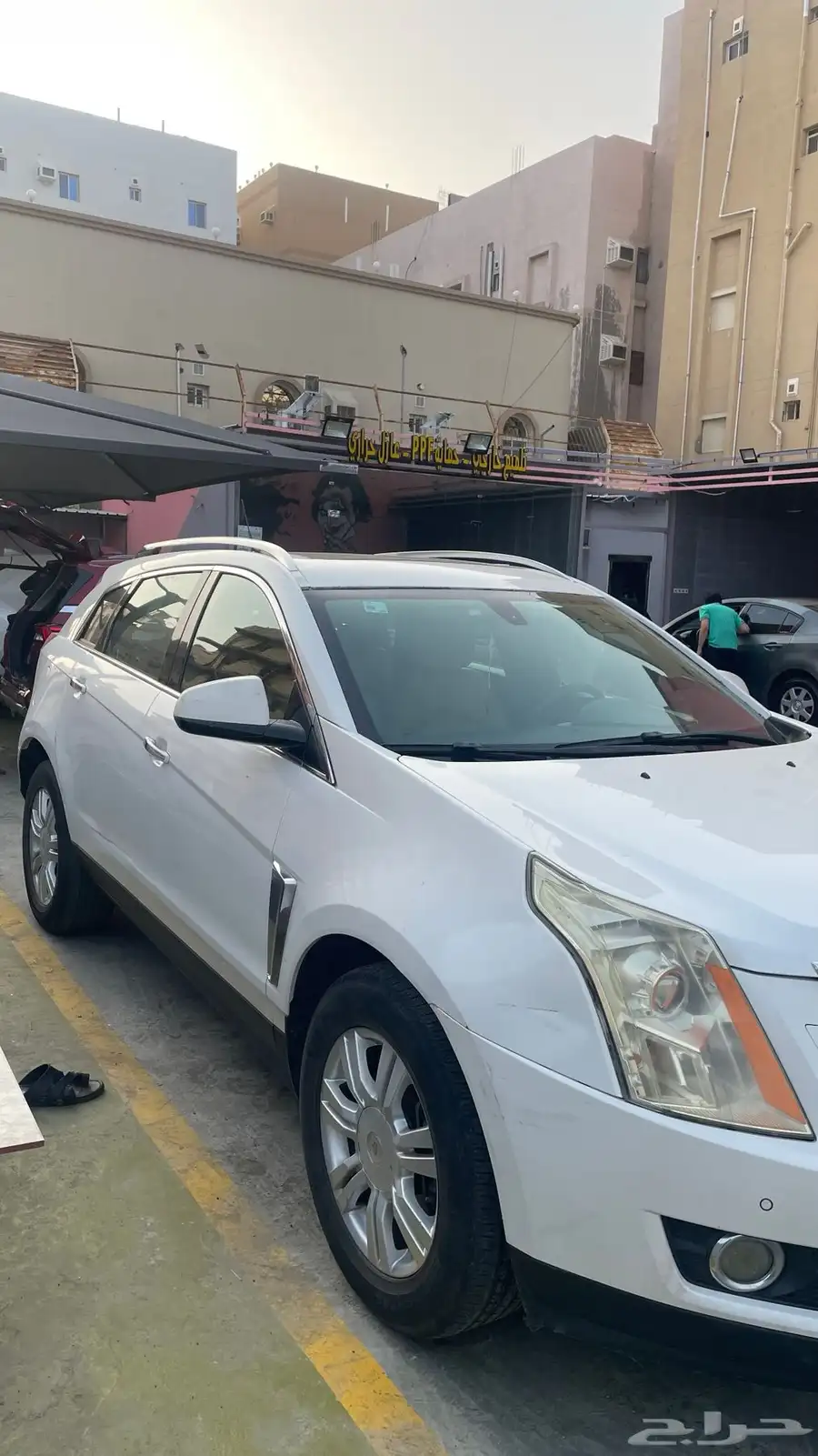 كاديلاك srx 2014 فل كامل 3