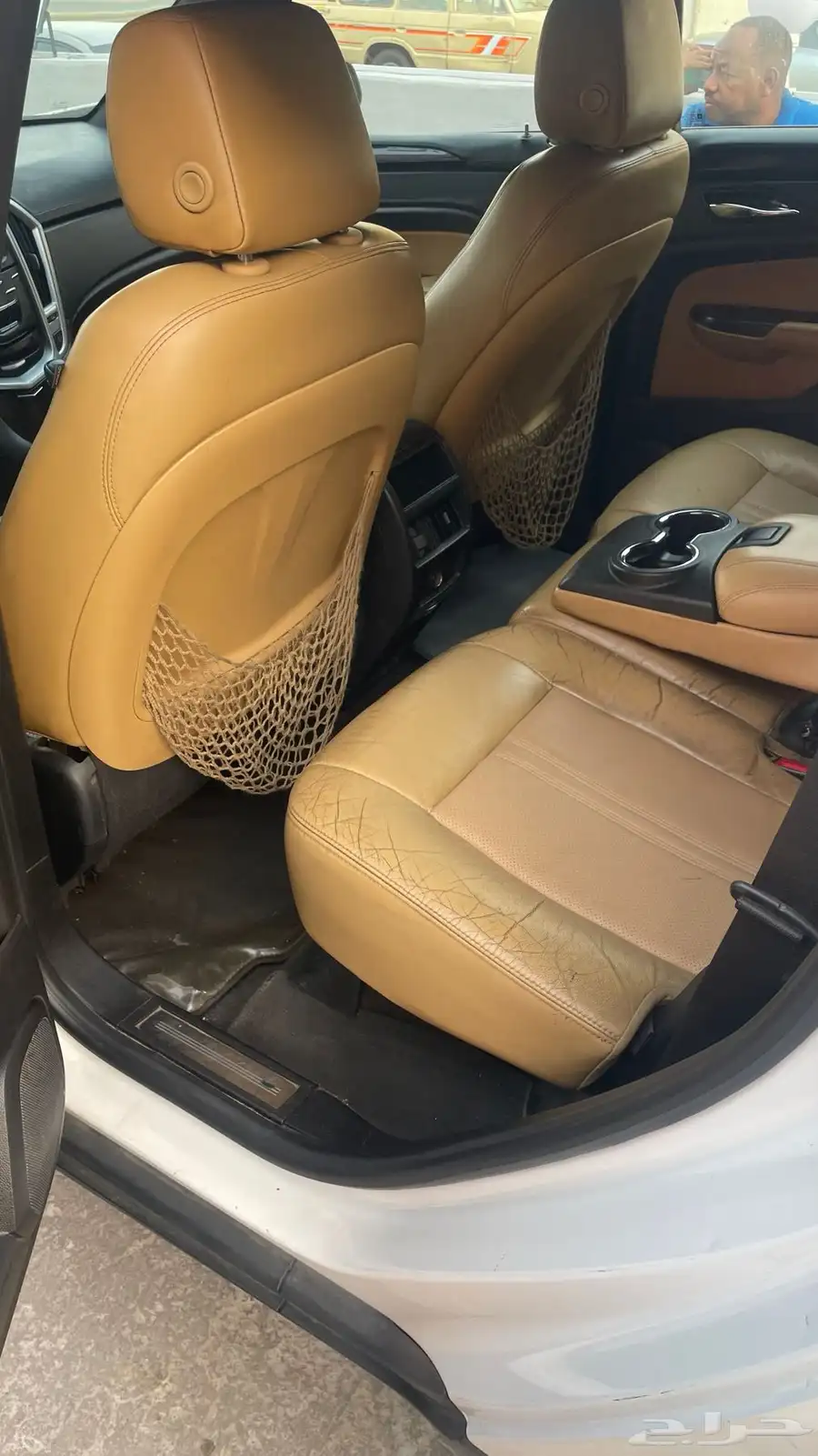 كاديلاك srx 2014 فل كامل 4