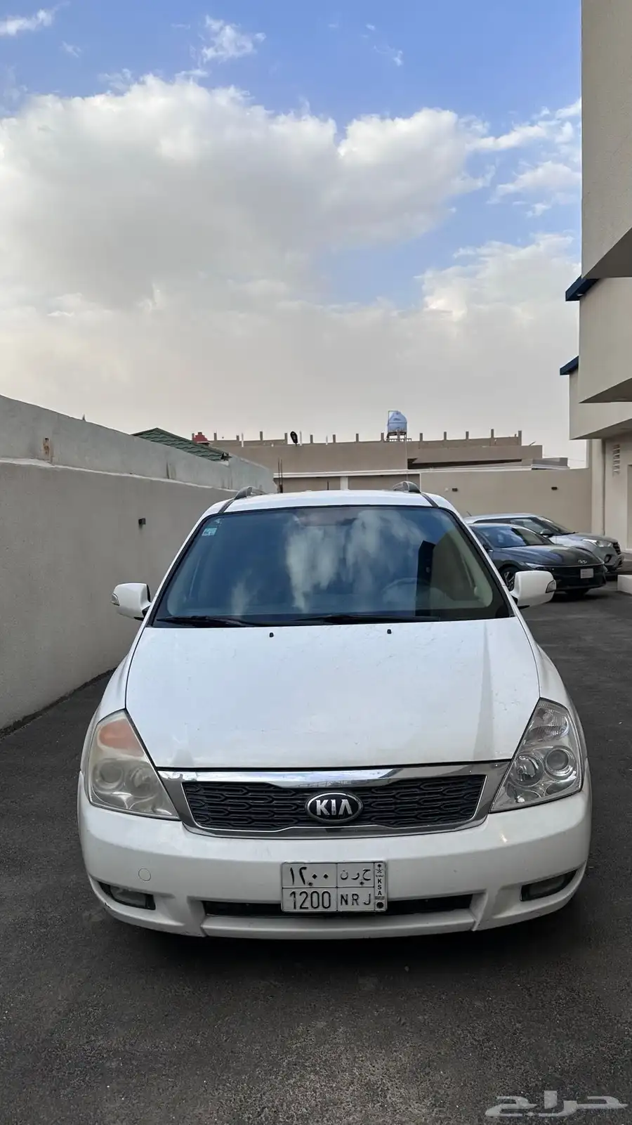 كيا كرنفال 2014 للبيع 1