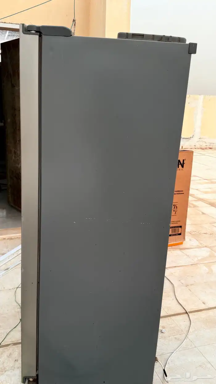 ثلاجه للبيع 1