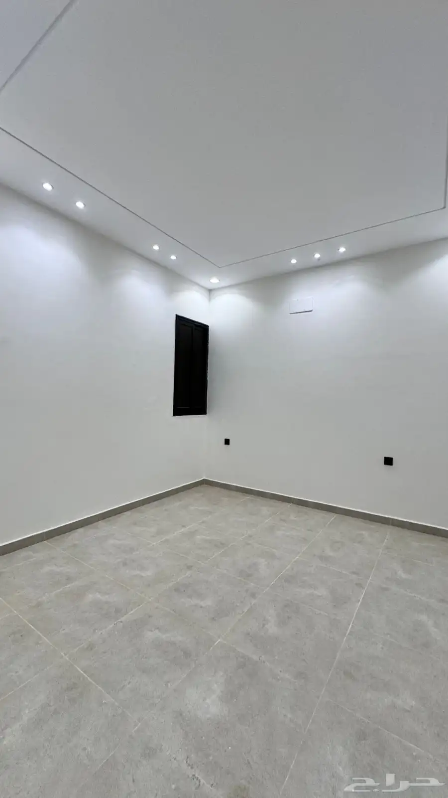للبيع شقق ارضي طريق ابهاالخميس حى الضيافه 4