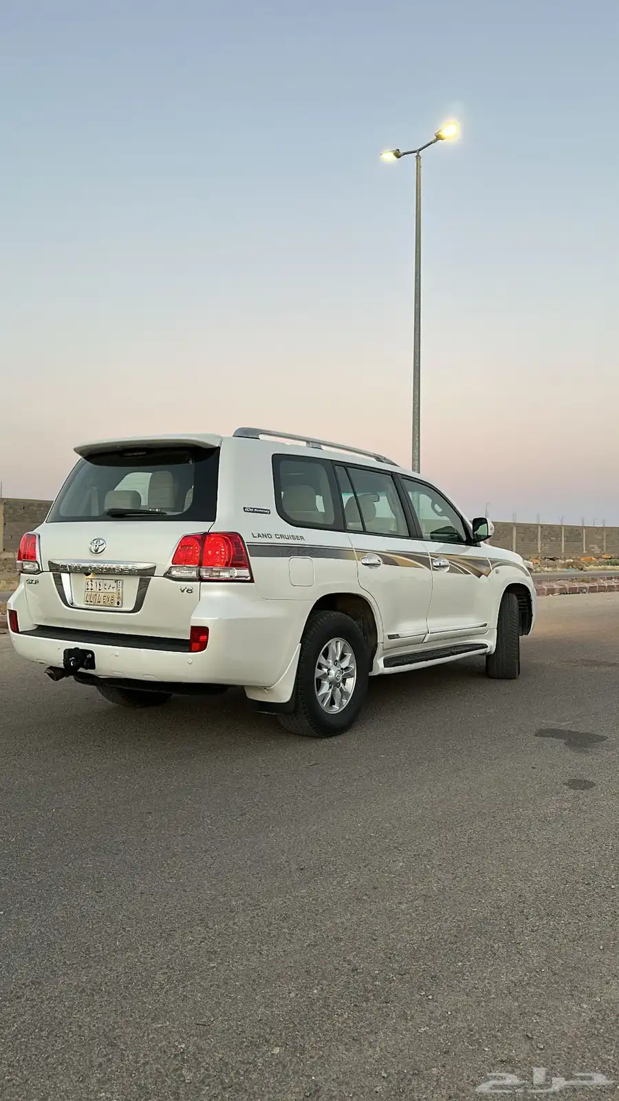 لاندكروزر 2011 بريمي 60 عام 3