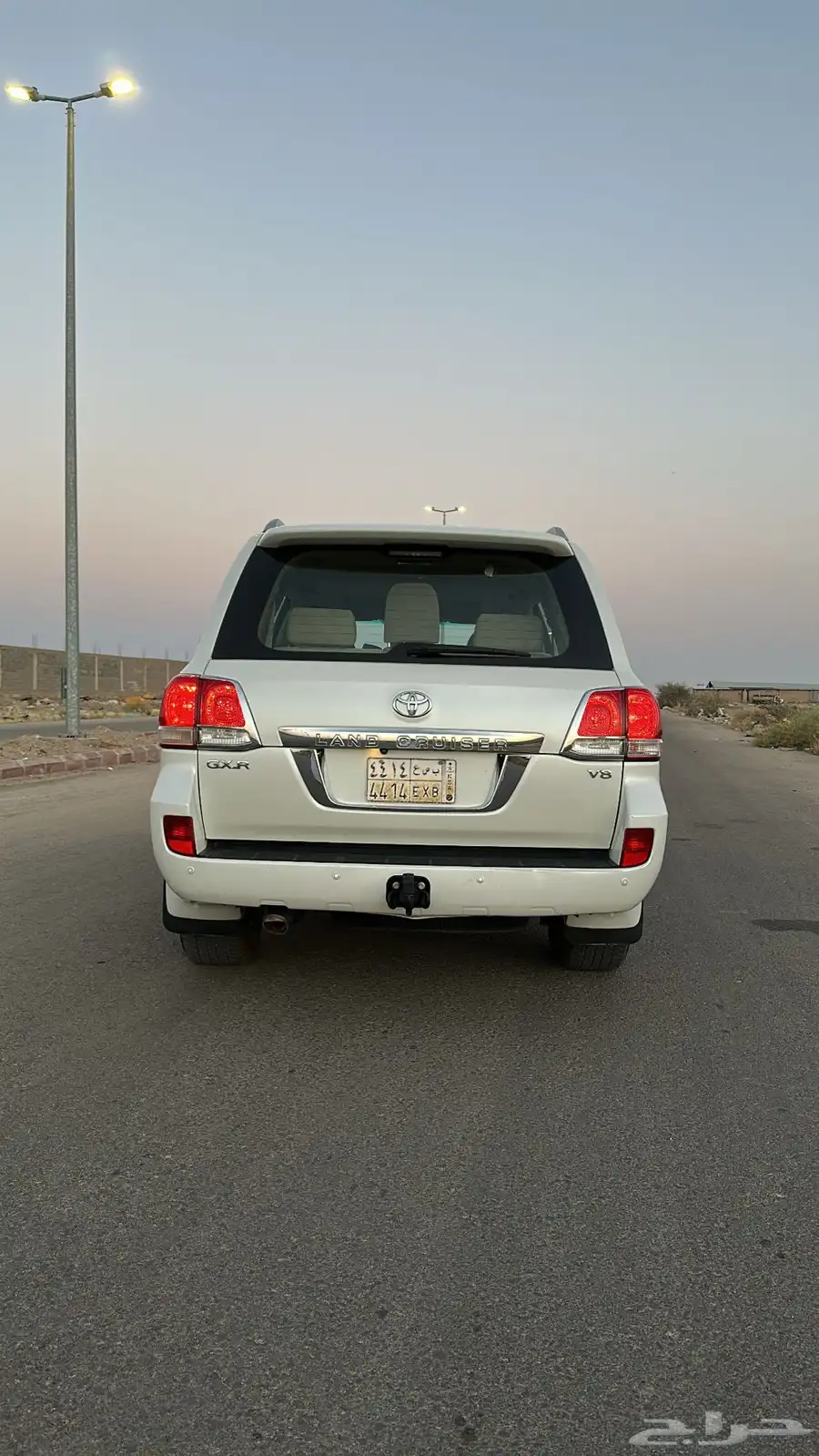 لاندكروزر 2011 بريمي 60 عام 4