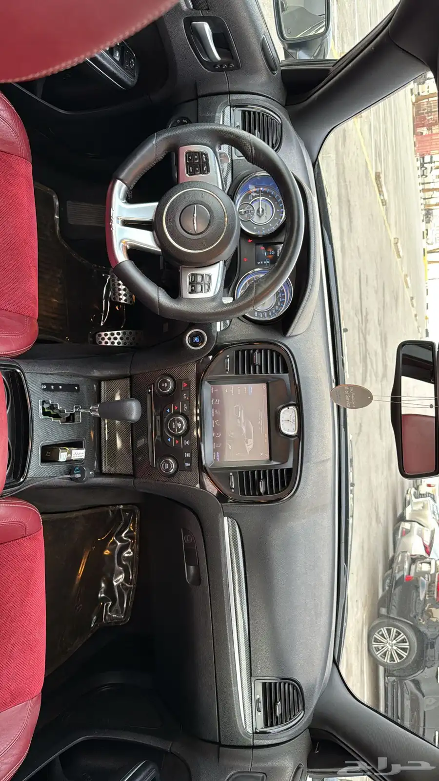 للبيع كرايسلر 6.4SRT 15
