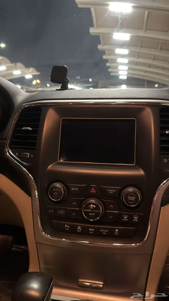 قراند شيروكي 20