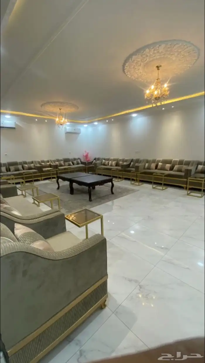 شاليه للبيع او للاجار اليومي فقط مساحه الارض 875 على شارع 60 2