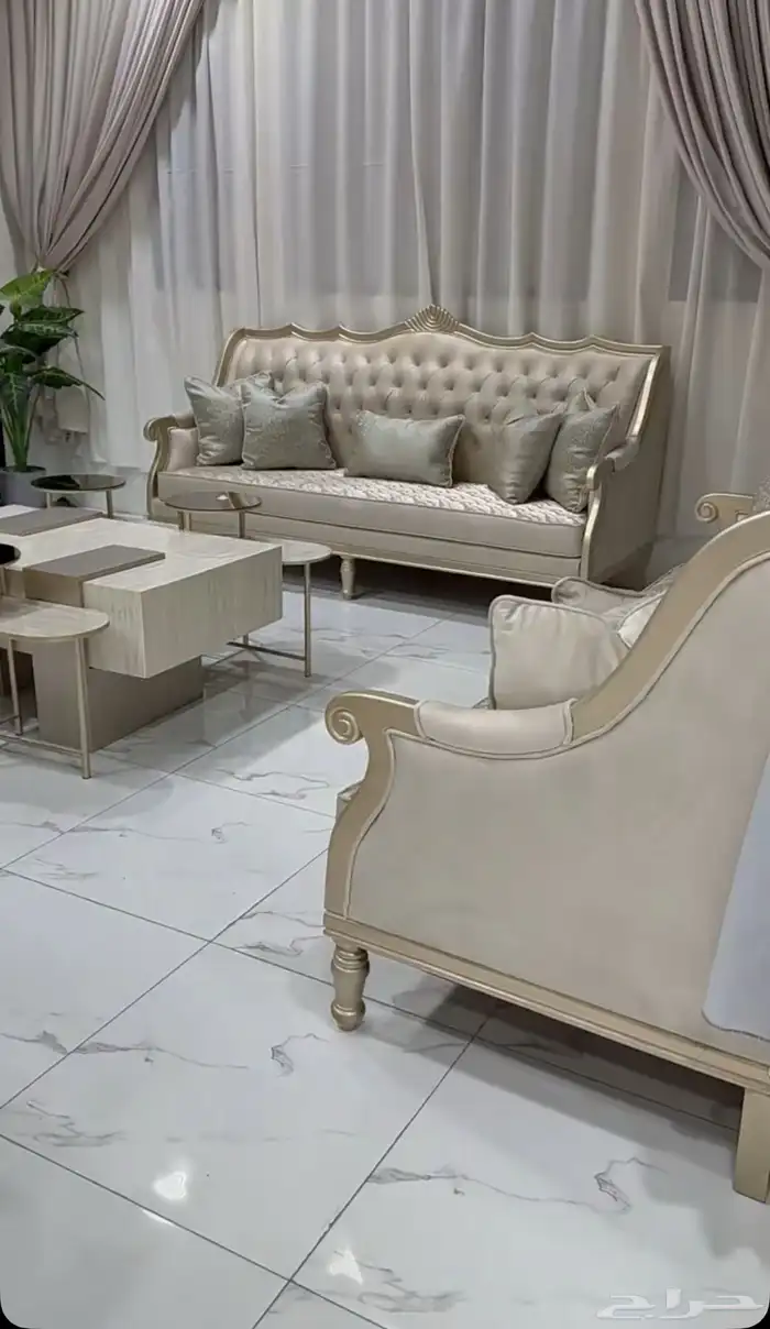 كنب فخم كلاسيكي 0