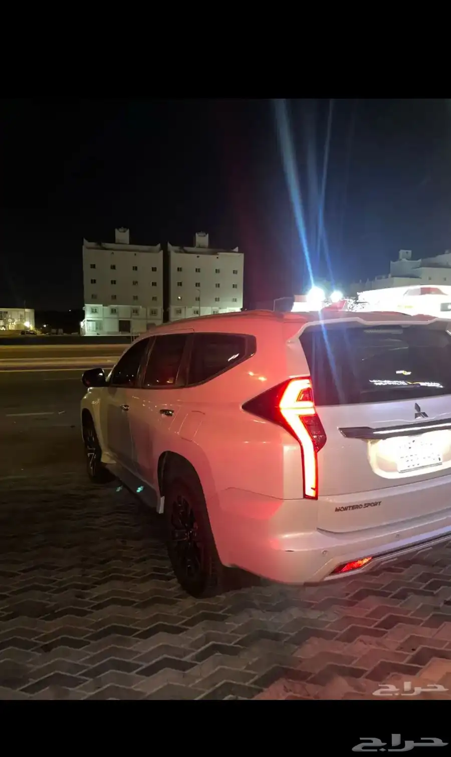 ميتسوبيشي مونتيرو للبيع او البدل المناسب 2