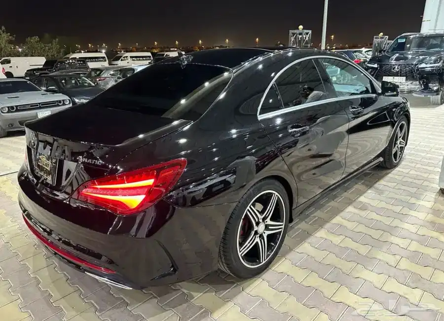 مرسيدس GLA موديل 2017 فل كامل نضيف 17