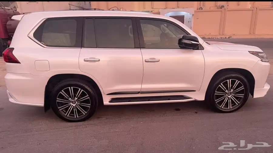 DD 2018 - LX570 9
