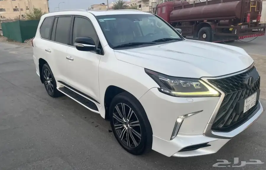 DD 2018 - LX570 5