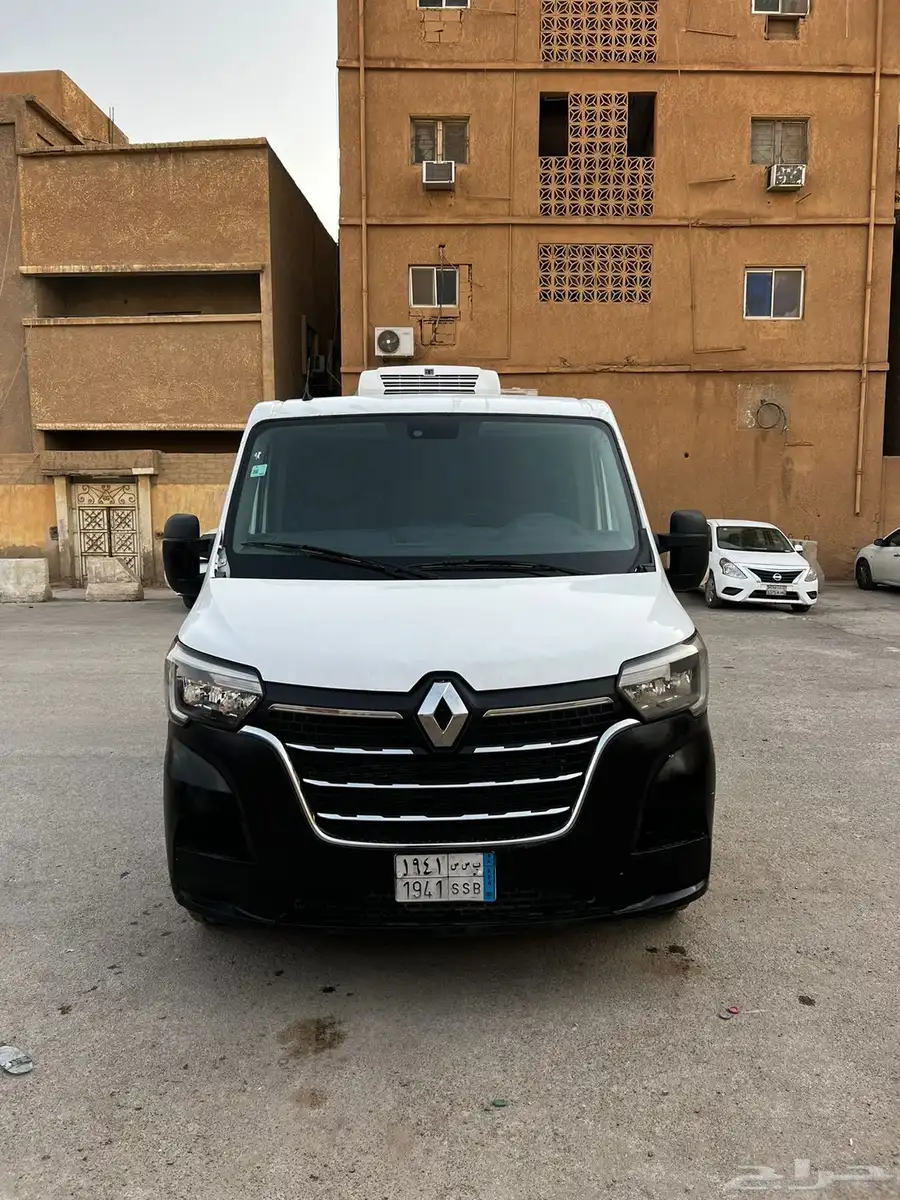 Renault 2021 Master commercial Refrigerator Van 0