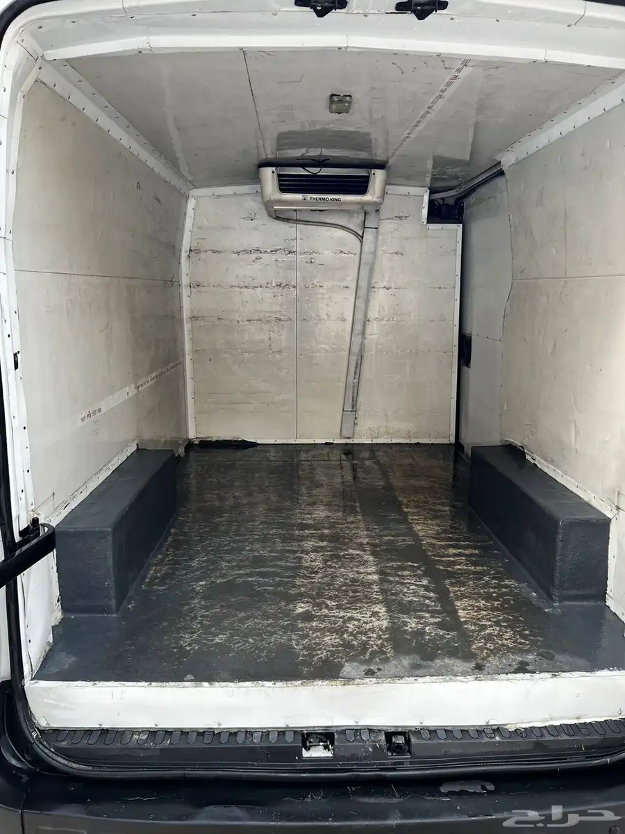 Renault 2021 Master commercial Refrigerator Van 6