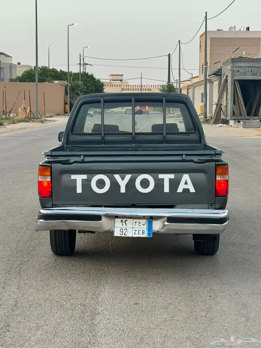 هايلكس موديل 1992 3